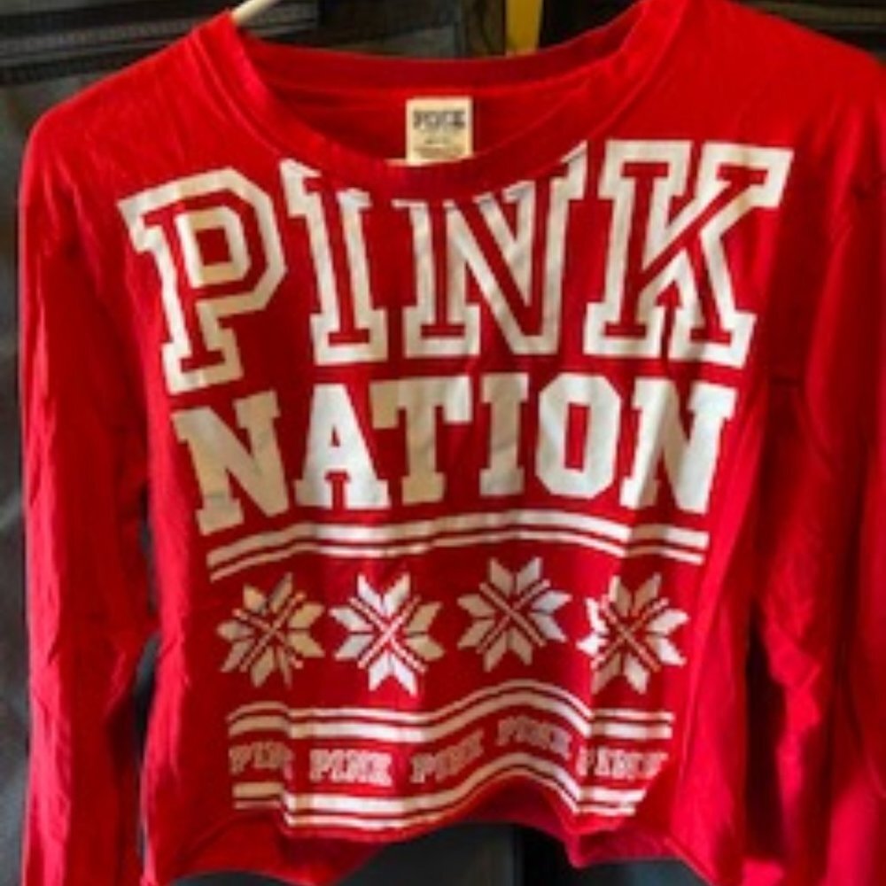 Long sleeve crop top by Pink